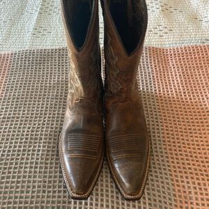 Women’s Ariat boots